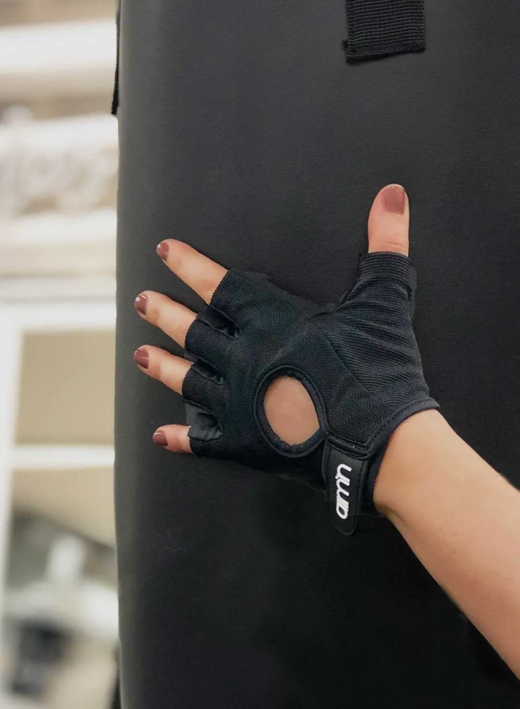 Aim'n Essential Gloves>AIM’N Online