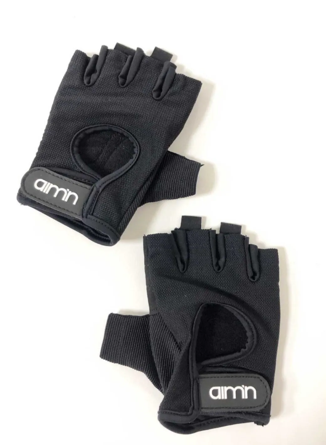Aim'n Essential Gloves>AIM’N Online