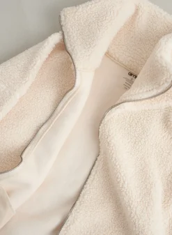 Pile Jacket><noscript><img width=