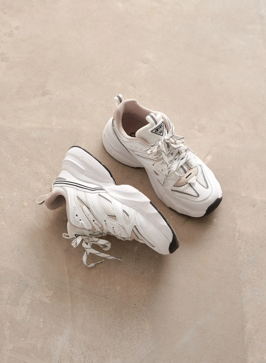 100 Sneakers>AIM’N Best