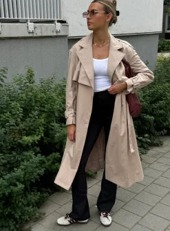 Recycled Tech Trench Coat>AIM’N Hot