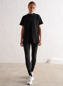 Boyfriend T-shirt><noscript><img width=