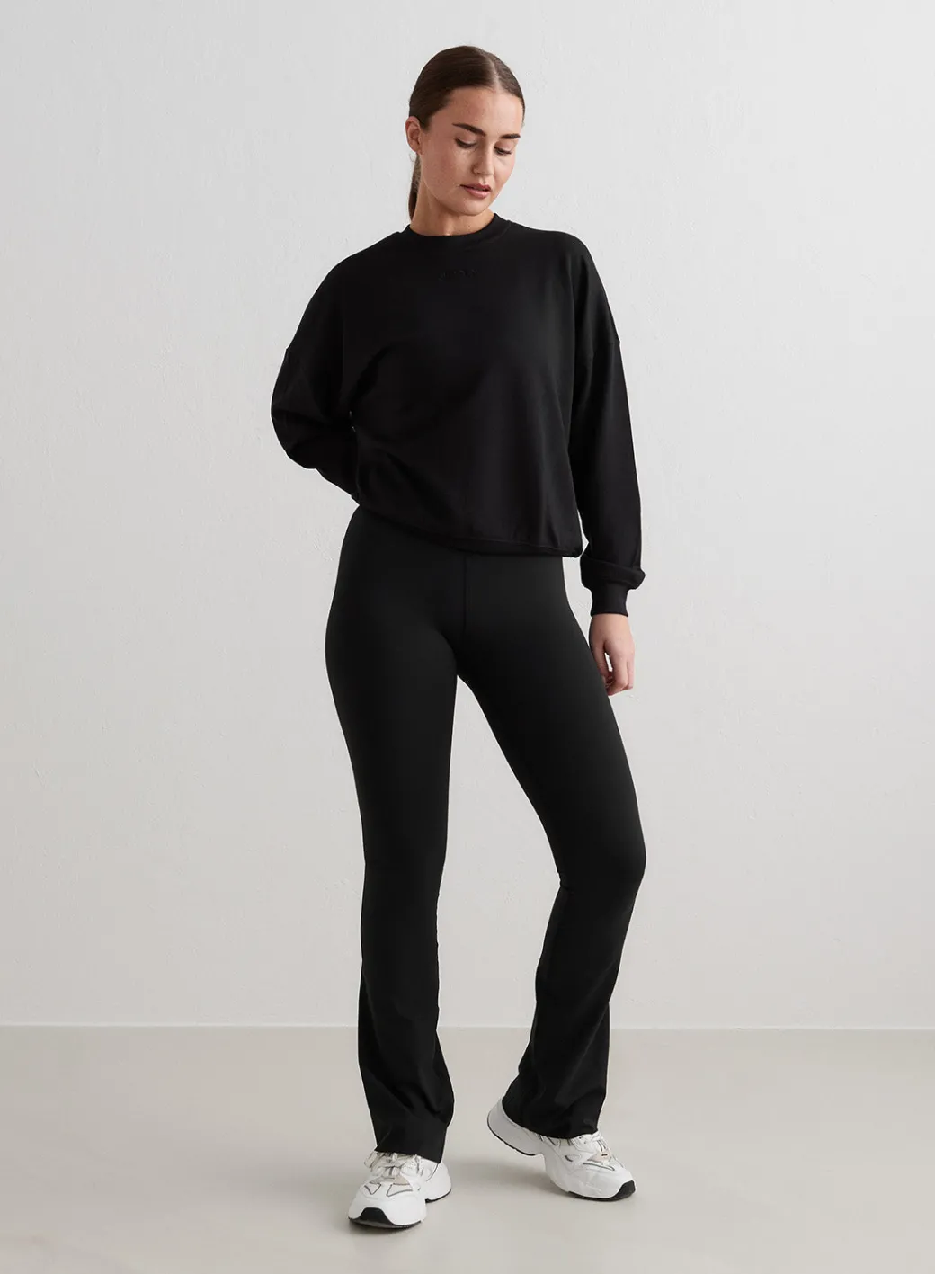 Comfy Sweatshirt>AIM’N