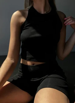Ease Ribbed Shorts><noscript><img width=