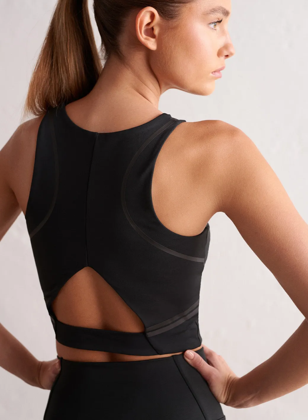 Black Elevate Core Bralette>AIM’N