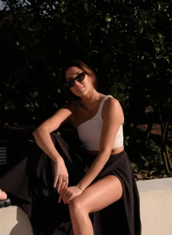 Black Flowy Skirt><noscript><img width=