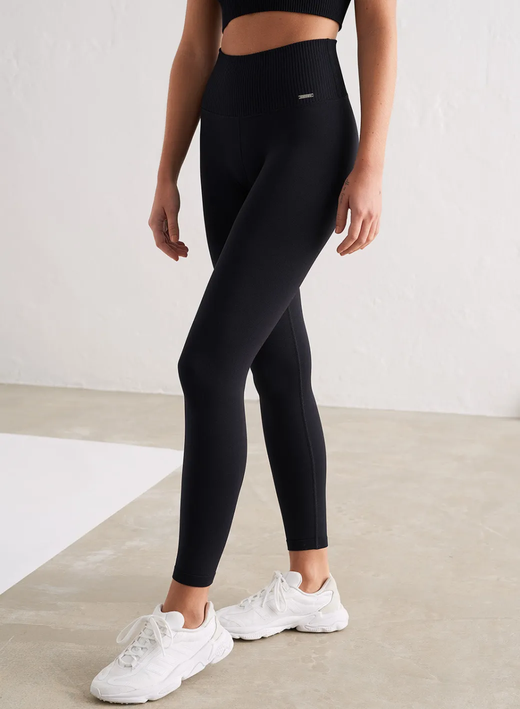 Limitless Seamless Tights>AIM’N Sale