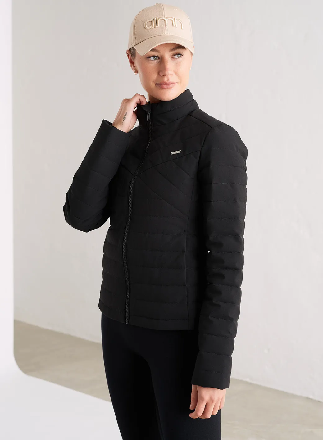 Black Padded Jacket>AIM’N Best