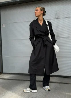 Recycled Tech Trench Coat>AIM’N Best