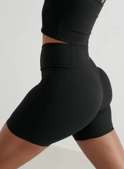 Ribbed Performance Midi Biker Shorts><noscript><img width=