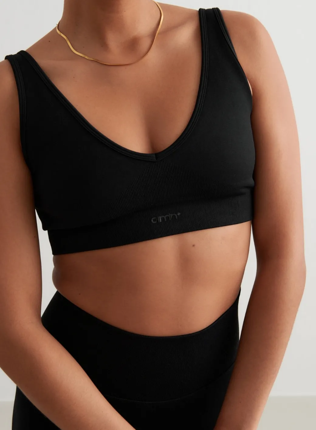 Shape Seamless Deep Cut Bra>AIM’N Clearance