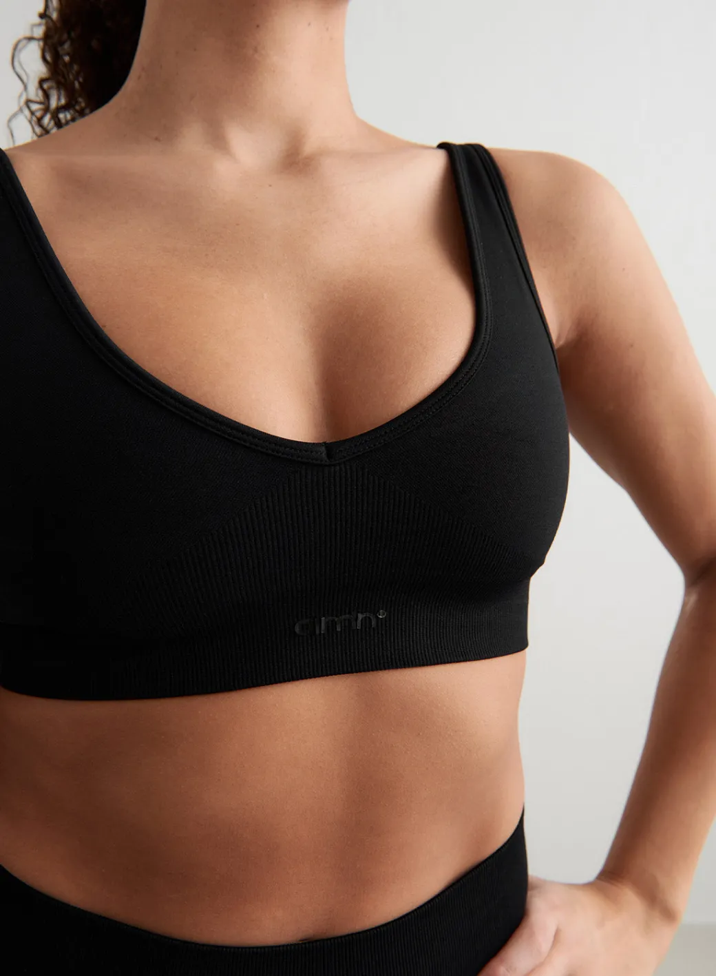 Shape Seamless Deep Cut Bra>AIM’N Clearance
