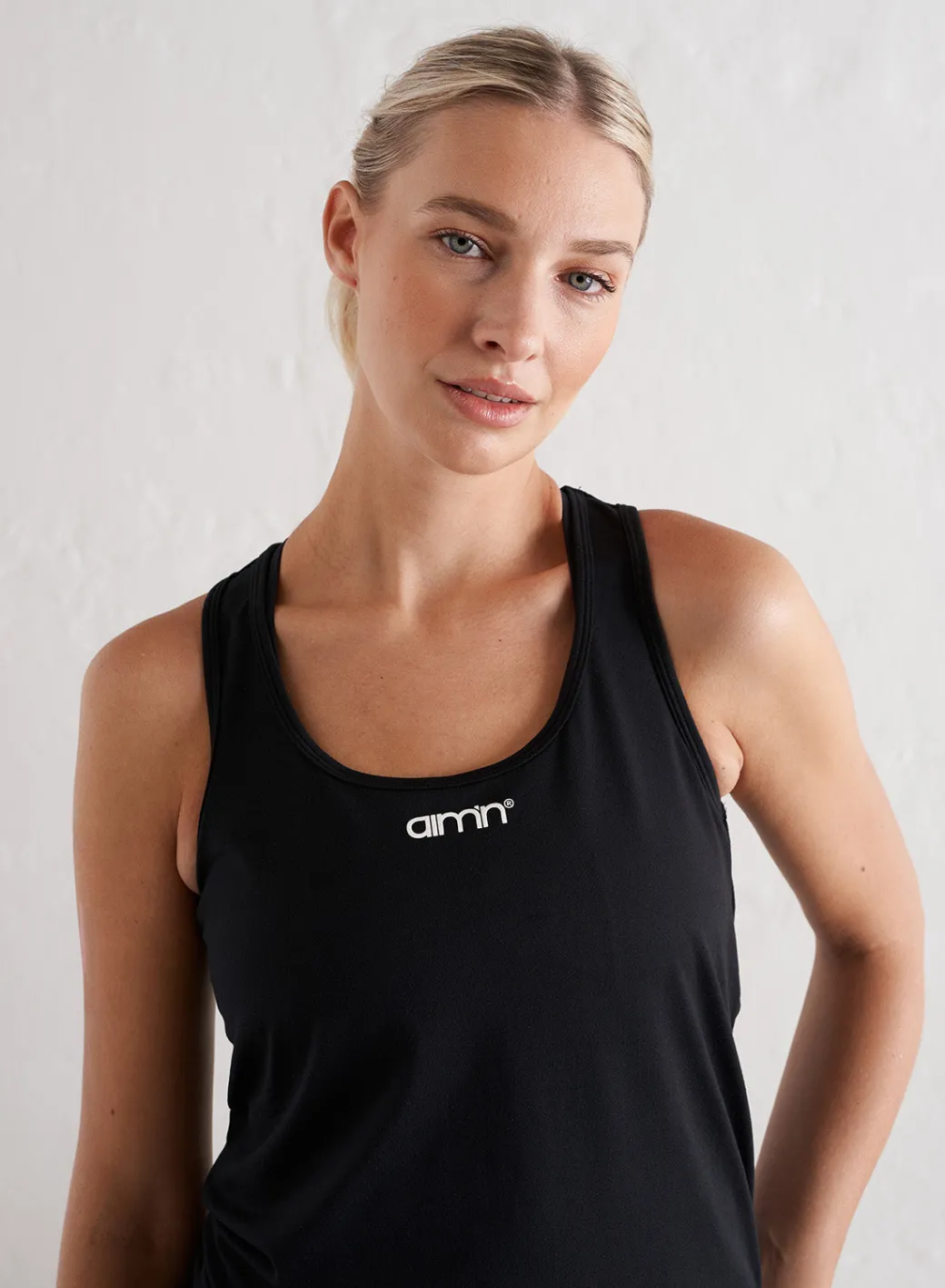 Soft Basic Racerback Tank>AIM’N Online