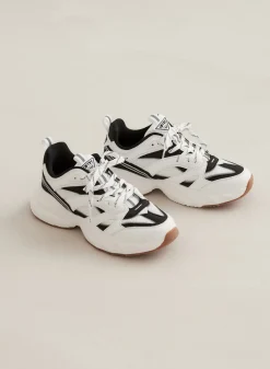 Black/white Athena 100>AIM’N Clearance