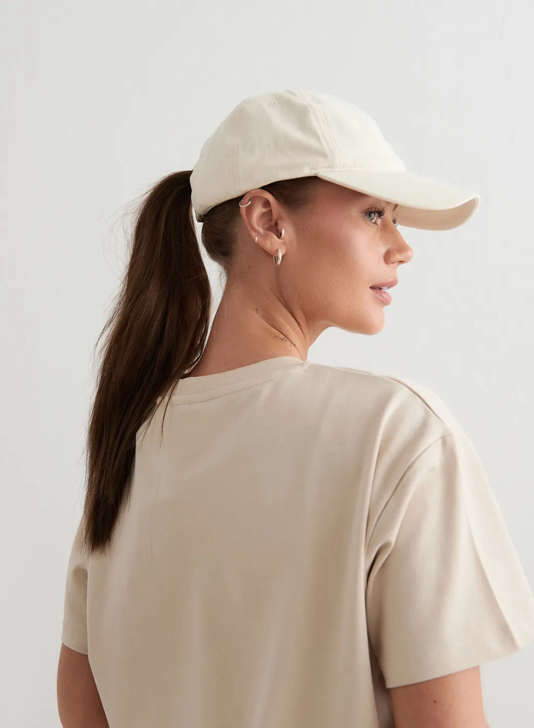 Café Au Lait Small Logo Cap>AIM’N Best