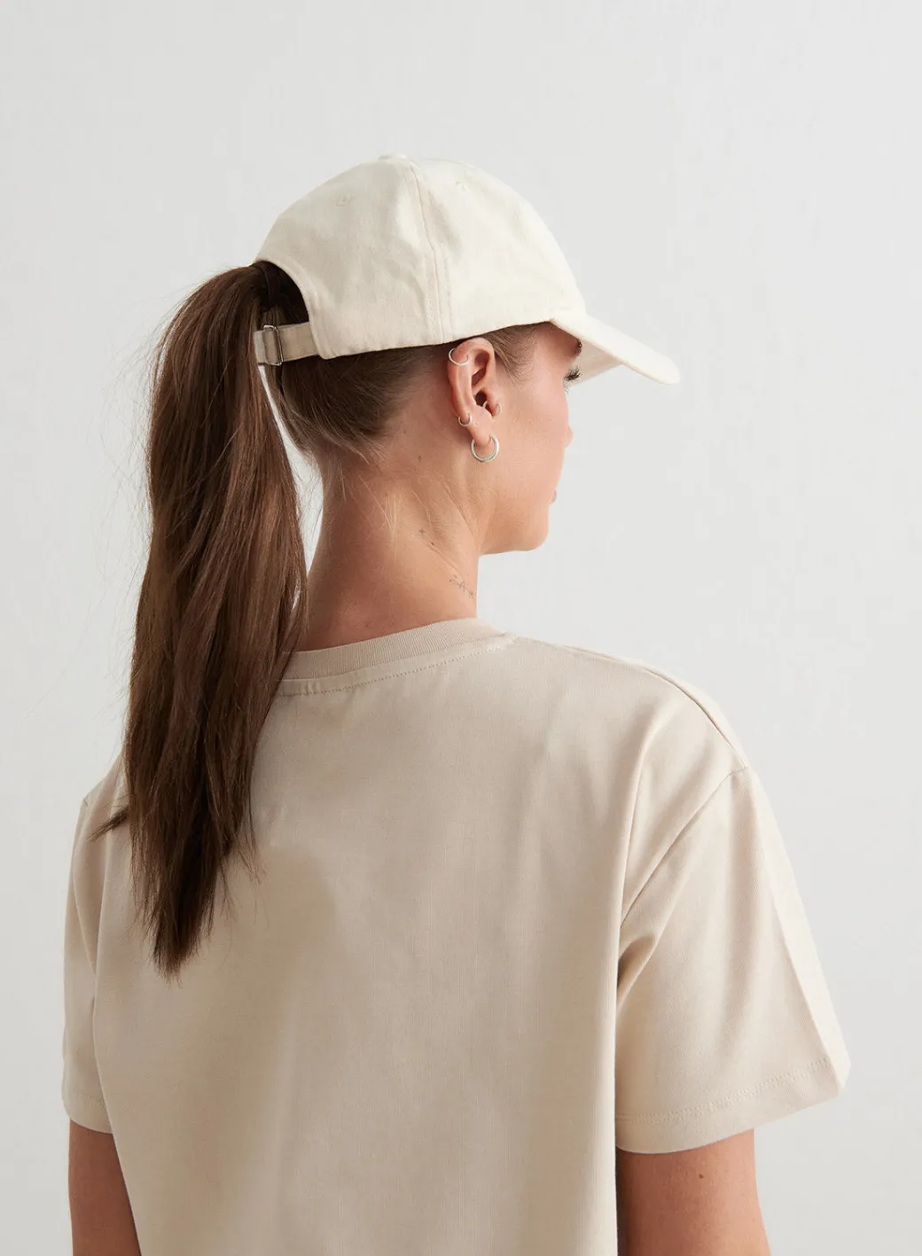 Café Au Lait Small Logo Cap>AIM’N Best