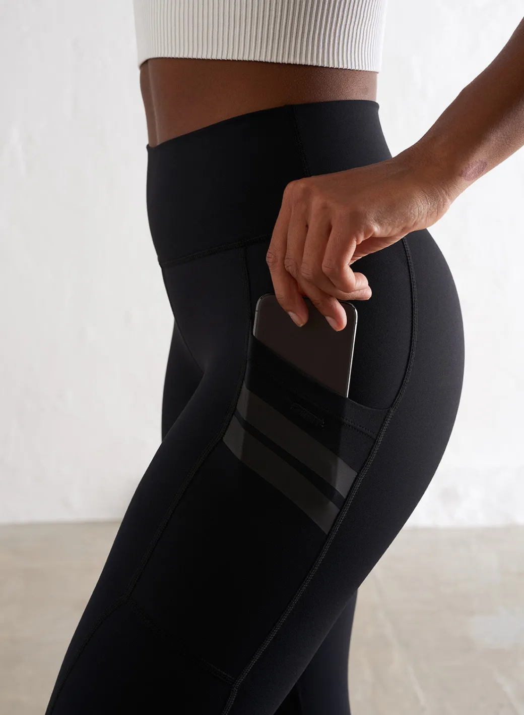 Essential Tights>AIM’N New