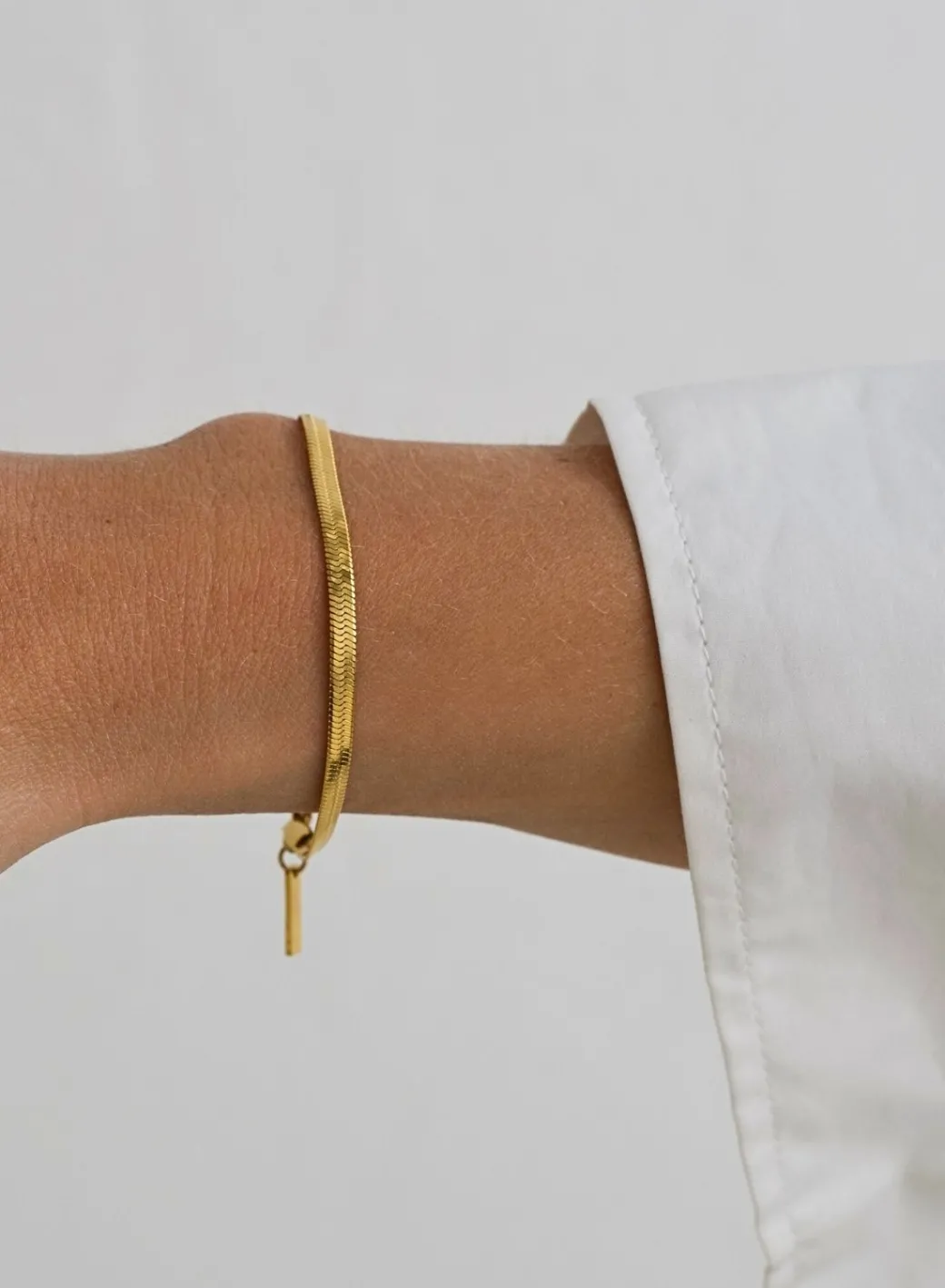 Waterproof Bracelet>AIM’N Online