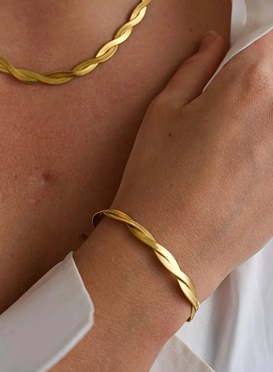 Gold Waterproof Braid Bracelet>AIM’N