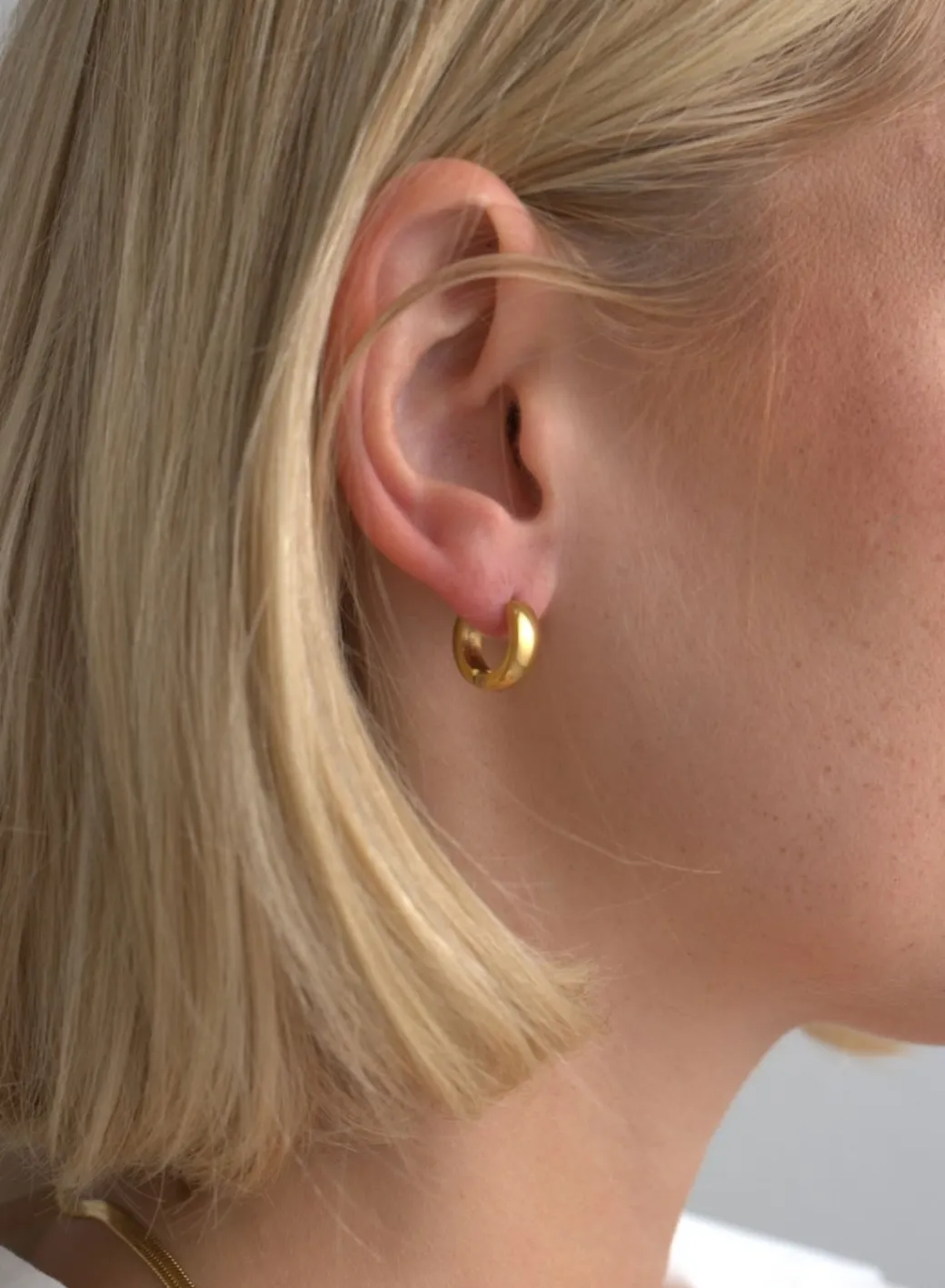 Waterproof Hoop Earrings>AIM’N Hot