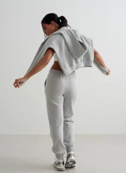 Varsity Classic Sweatpants><noscript><img width=