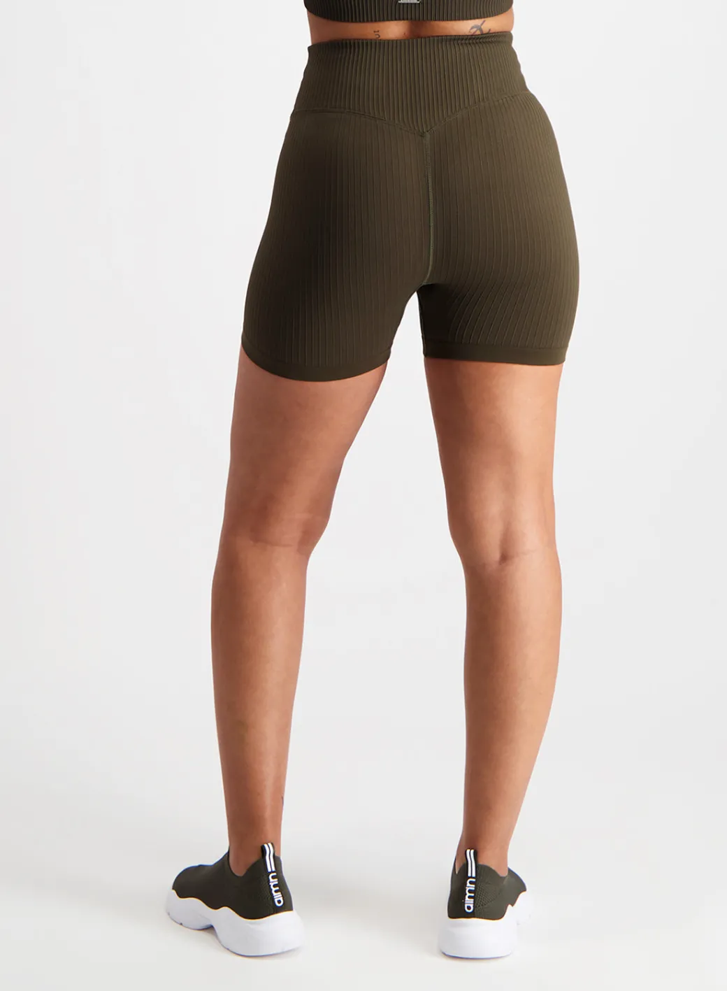 Ribbed Midi Biker Shorts>AIM’N Hot