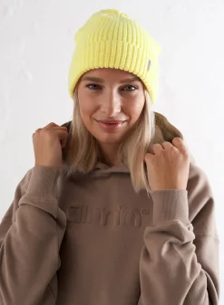 Beanie><noscript><img width=