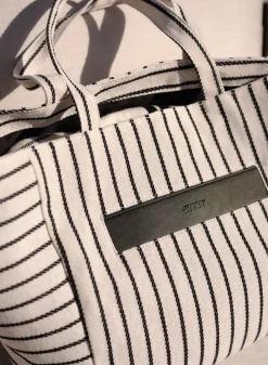 Off-white Beach Tote Bag><noscript><img width=