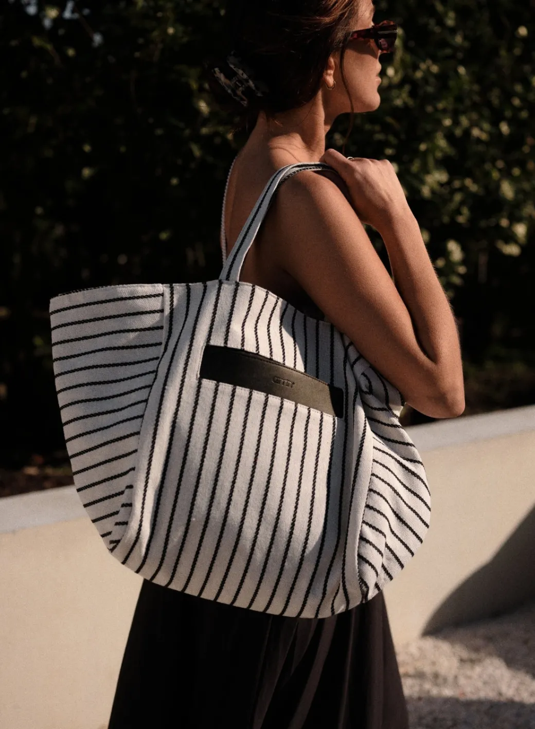 Off-white Beach Tote Bag>AIM’N Discount