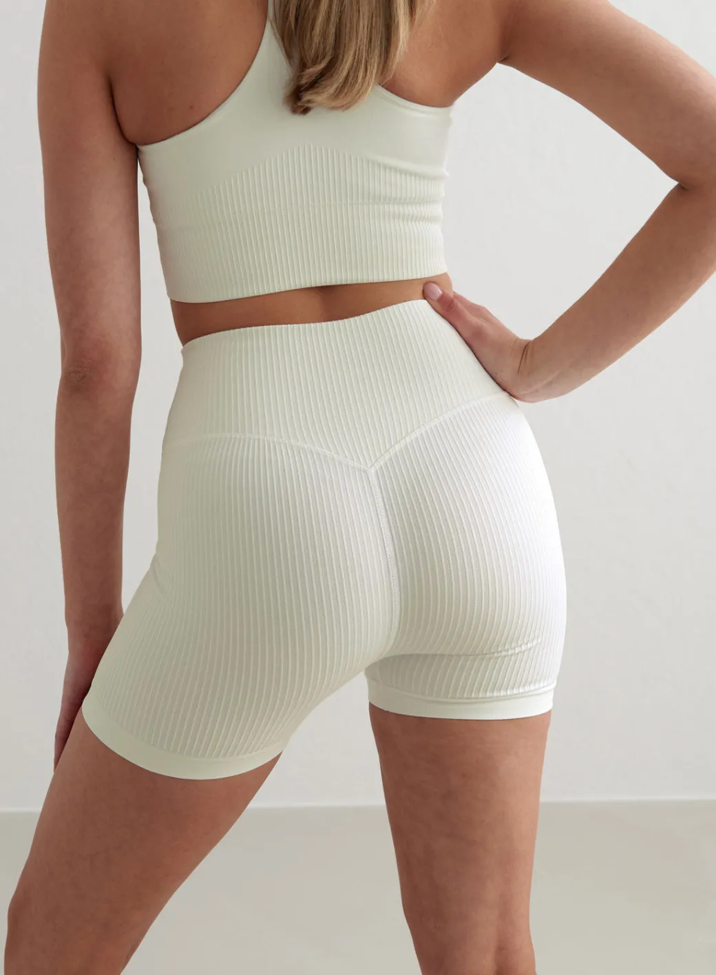 Off-White Ribbed Midi Biker Shorts>AIM’N Sale