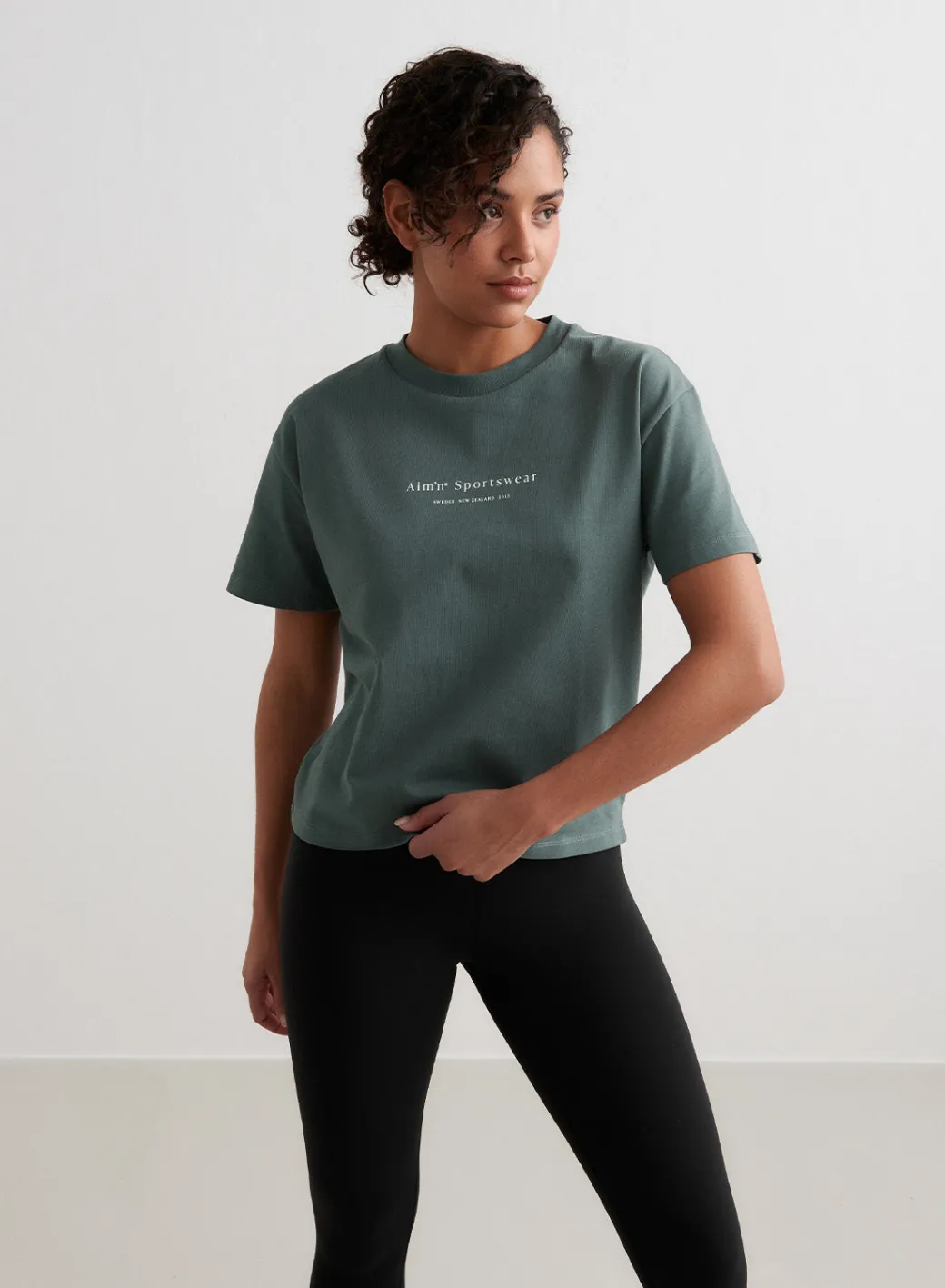Serif Boxy T-shirt>AIM’N New