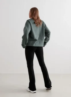 Serif Sweatshirt><noscript><img width=