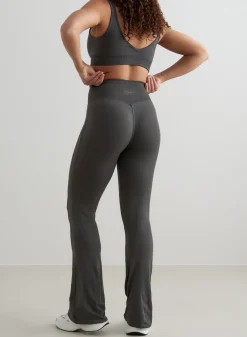 Shape Seamless Flare Tights><noscript><img width=