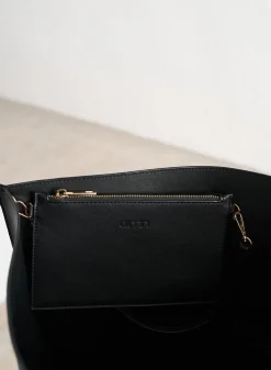 The Perfect Tote Bag><noscript><img width=