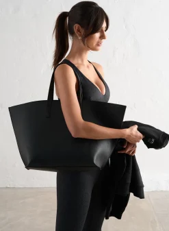 The Perfect Tote Bag><noscript><img width=