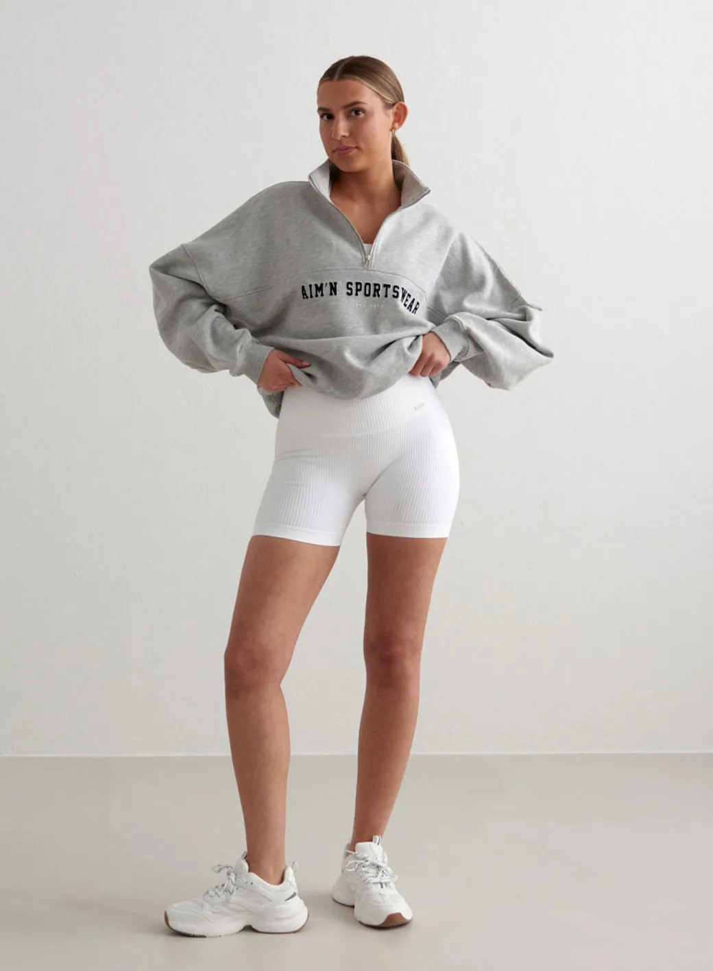 Ribbed Midi Biker Shorts>AIM’N Hot